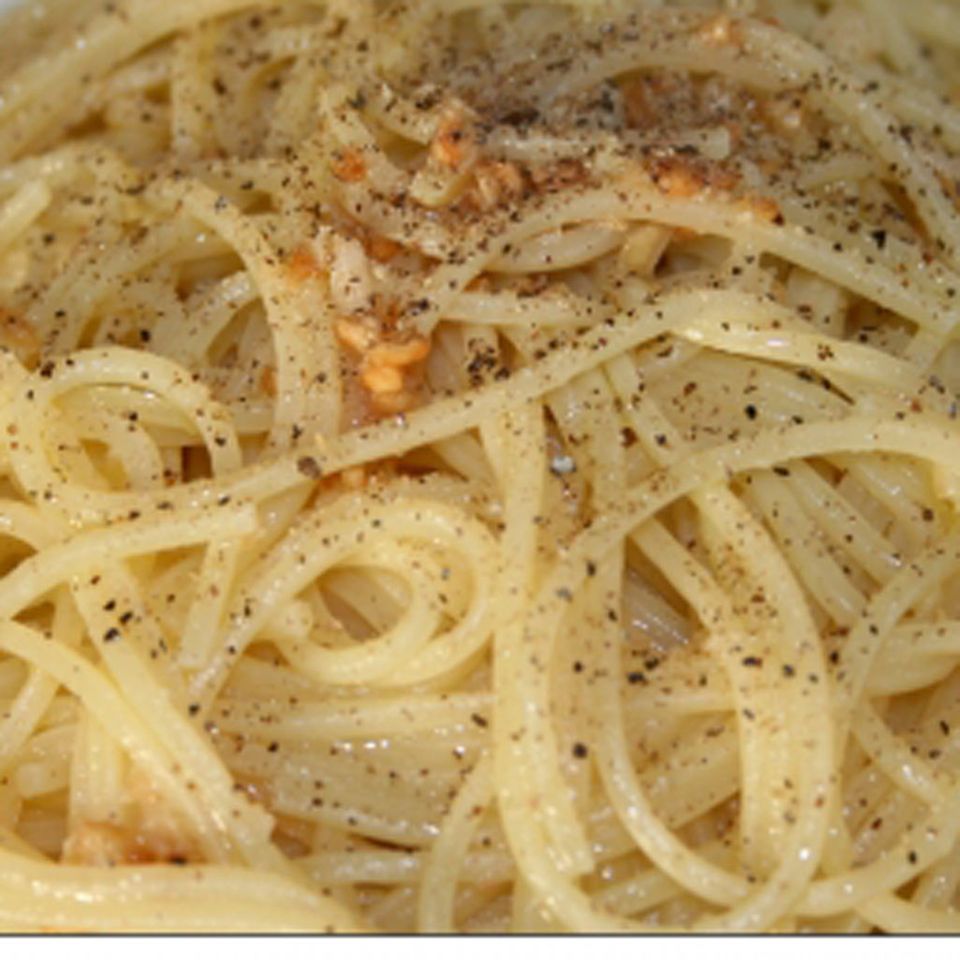 Beliebter Klassiker: Spaghetti Aglio Olio Beliebter Klassiker: Spaghetti Aglio Olio