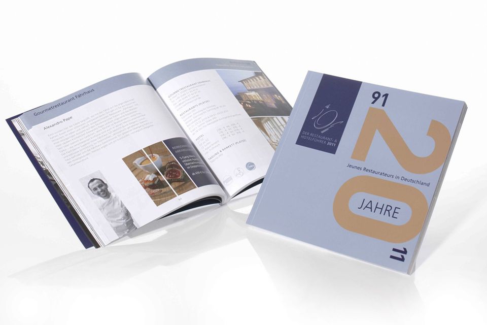 Der Restaurant- & Hotelführers 2011: auf 160 Seiten Infos zu jungen deutschen Spitzenköchen Der Restaurant- & Hotelführers 2011: auf 160 Seiten Infos zu jungen deutschen Spitzenköchen