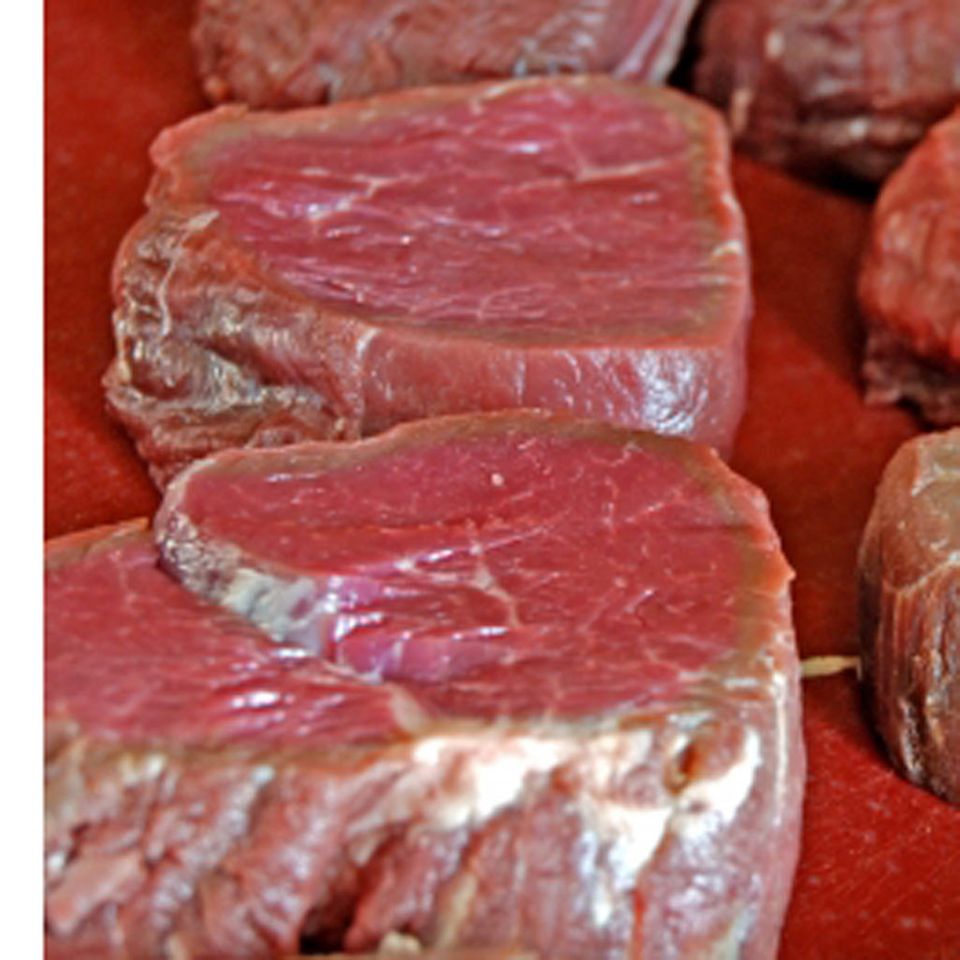 Frisches Rinderfilet Frisches Rinderfilet