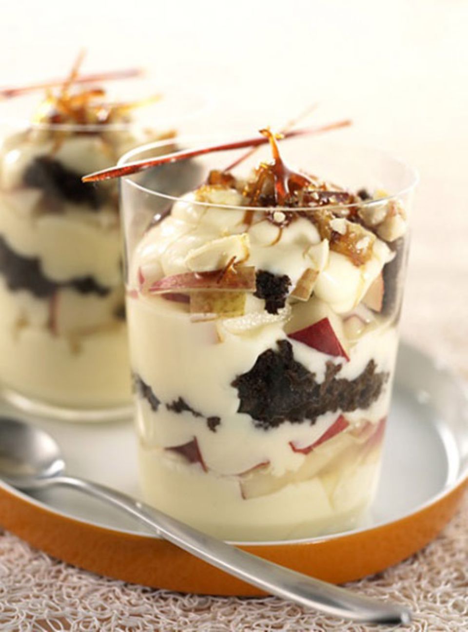 Trifle mit Schokobiskuit und Birnen Trifle mit Schokobiskuit und Birnen