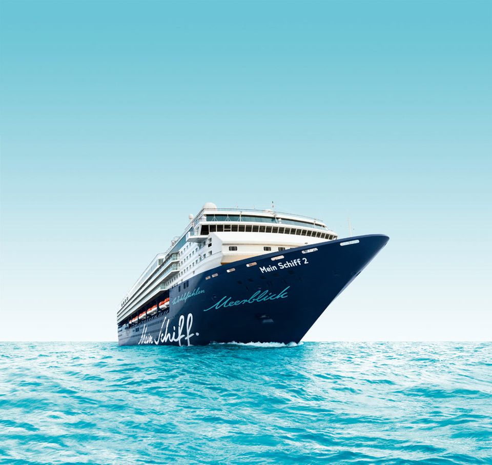 Die Mein Schiff 2 ist ein schwimmendes Urlaubsparadies Die Mein Schiff 2 ist ein schwimmendes Urlaubsparadies