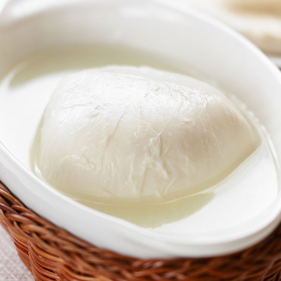 Mozzarella eingelegt in Molke Mozzarella eingelegt in Molke