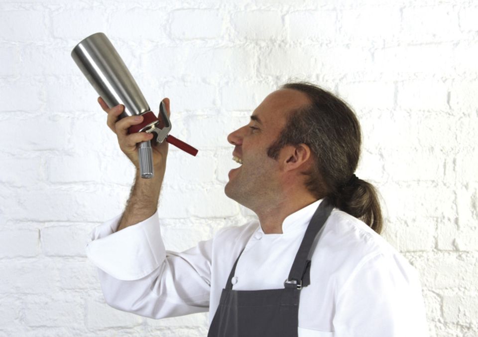 Heiko Antoniewicz ist Spezialist für die Sous vide-Technik Heiko Antoniewicz ist Spezialist für die Sous vide-Technik