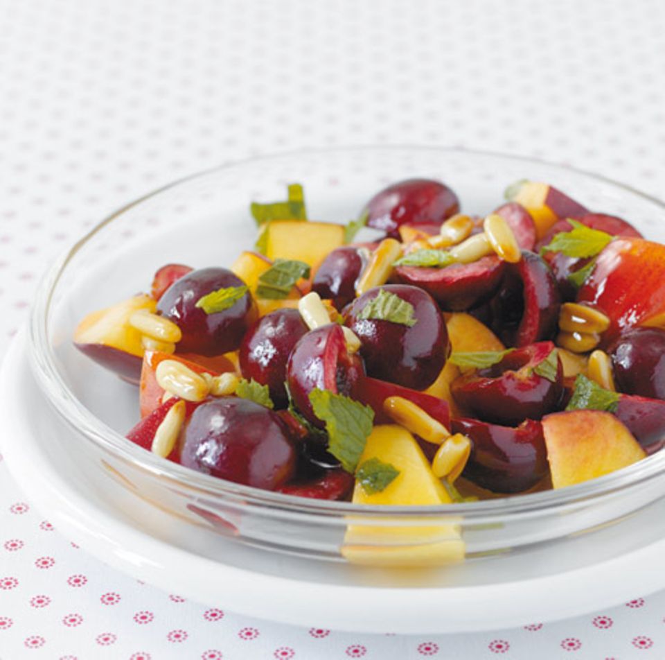 Auch in Obst steckt Calcium drin Auch in Obst steckt Calcium drin