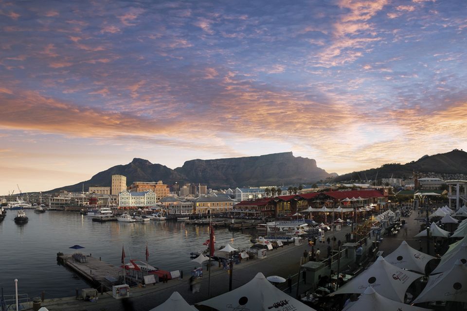In Kapstadt an der Waterfront liegen viele attraktive Restaurants