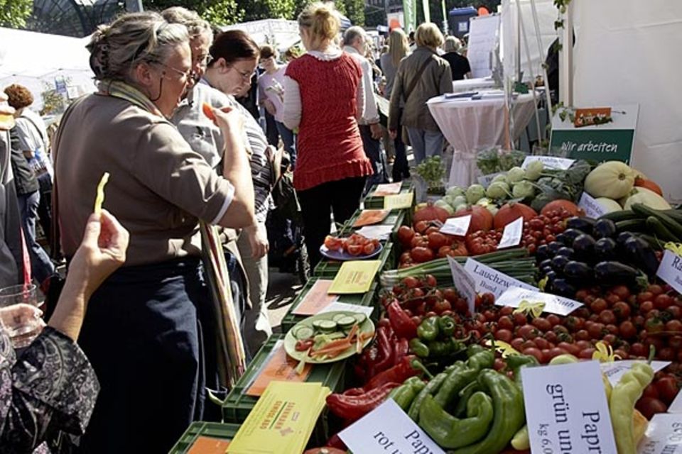 Naturprodukte werden beim Hamburger Event BioErleben sinnlich erfahrbar gemacht Naturprodukte werden beim Hamburger Event BioErleben sinnlich erfahrbar gemacht