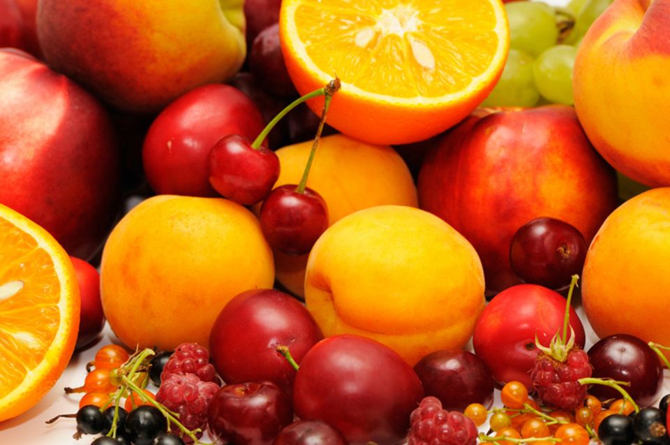 Für die Herstellung von Obstbrand eignen sich verschiedene Früchte Für die Herstellung von Obstbrand eignen sich verschiedene Früchte