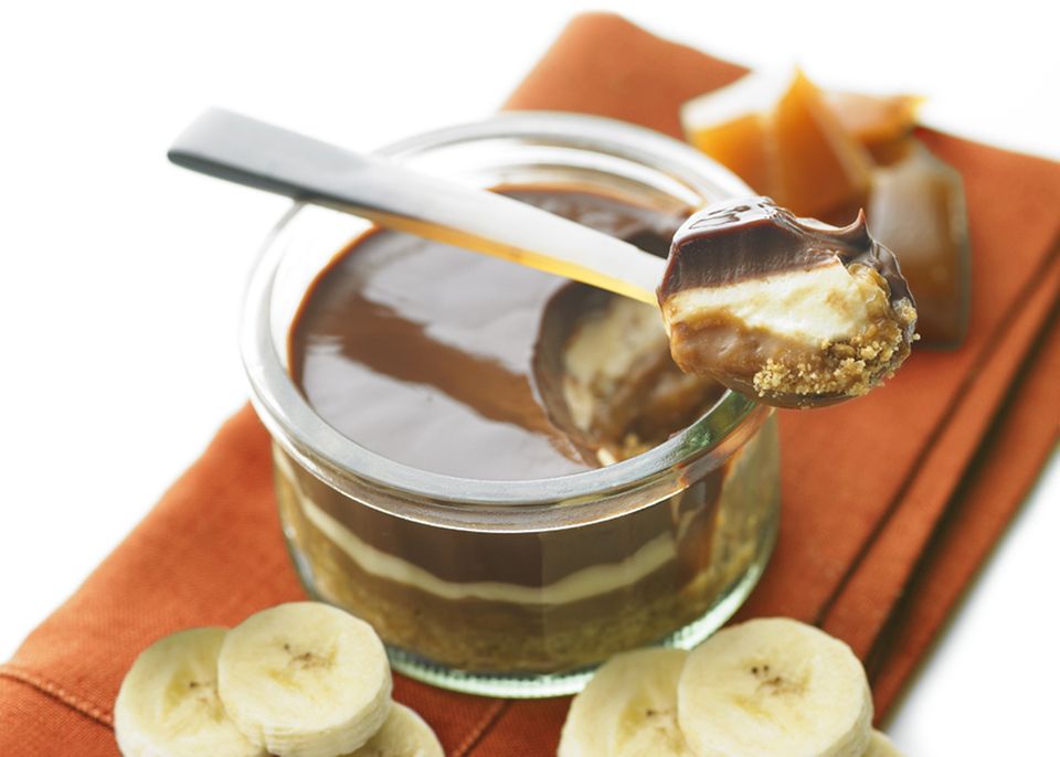 Traumhaft: Schokoladencreme, Mascarpone, Bananen-Karamell und Keks Traumhaft: Schokoladencreme, Mascarpone, Bananen-Karamell und Keks