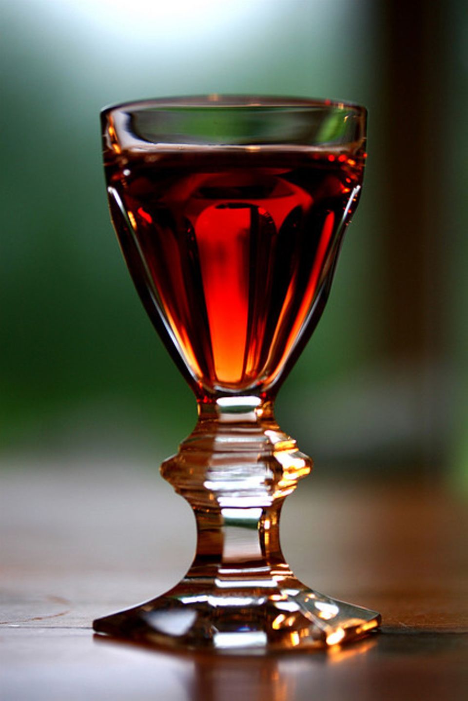 Portwein hat je nach Sorte eine unterschiedliche Farbe Portwein hat je nach Sorte eine unterschiedliche Farbe