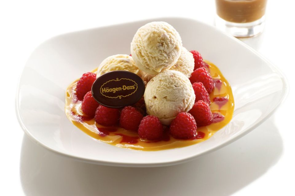 Crème Brûlée Eis-Komposition Crème Brûlée Eis-Komposition