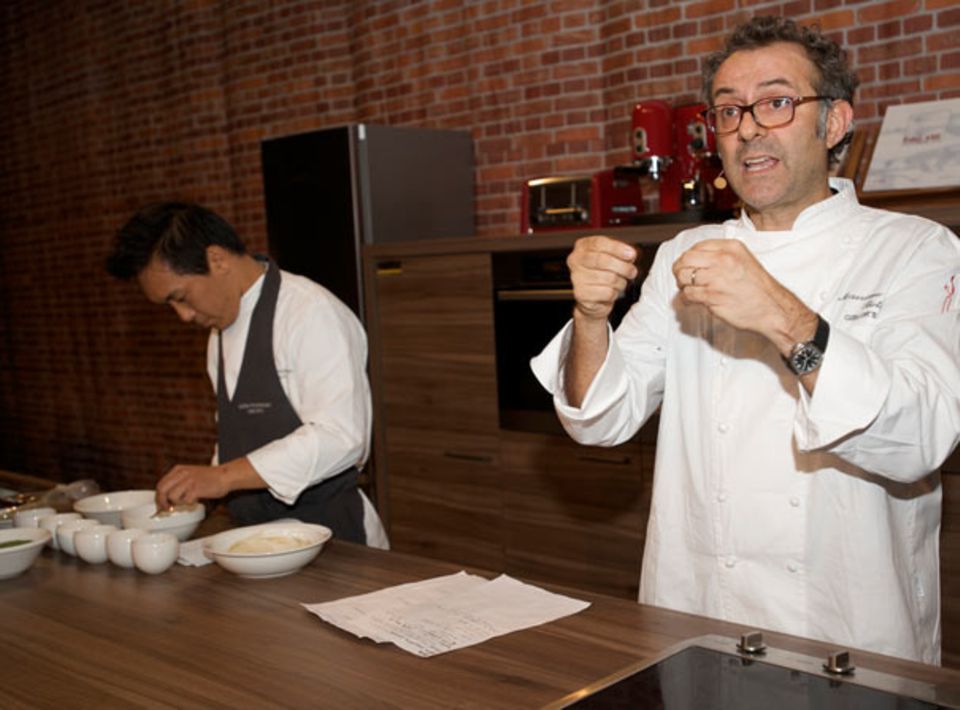 Drei-Sterne-Koch Massimo Bottura gehörte zu den Stars der Chef Sache 2011 Drei-Sterne-Koch Massimo Bottura gehörte zu den Stars der Chef Sache 2011