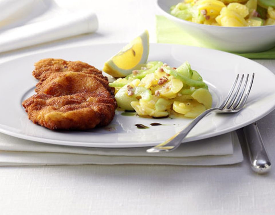 Wiener Schnitzel mit Zitrone Wiener Schnitzel mit Zitrone