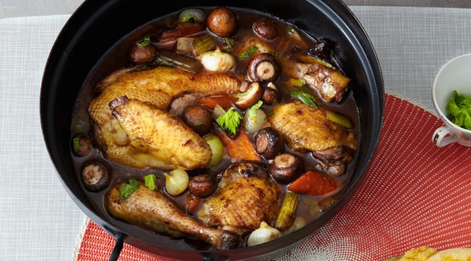 Rezeptklassiker: Coq au Vin - [ESSEN UND TRINKEN]