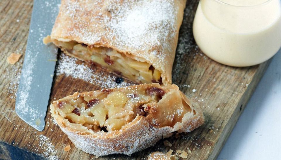 Frischer Apfelstrudel – eine zünftige Angelegenheit Frischer Apfelstrudel – eine zünftige Angelegenheit