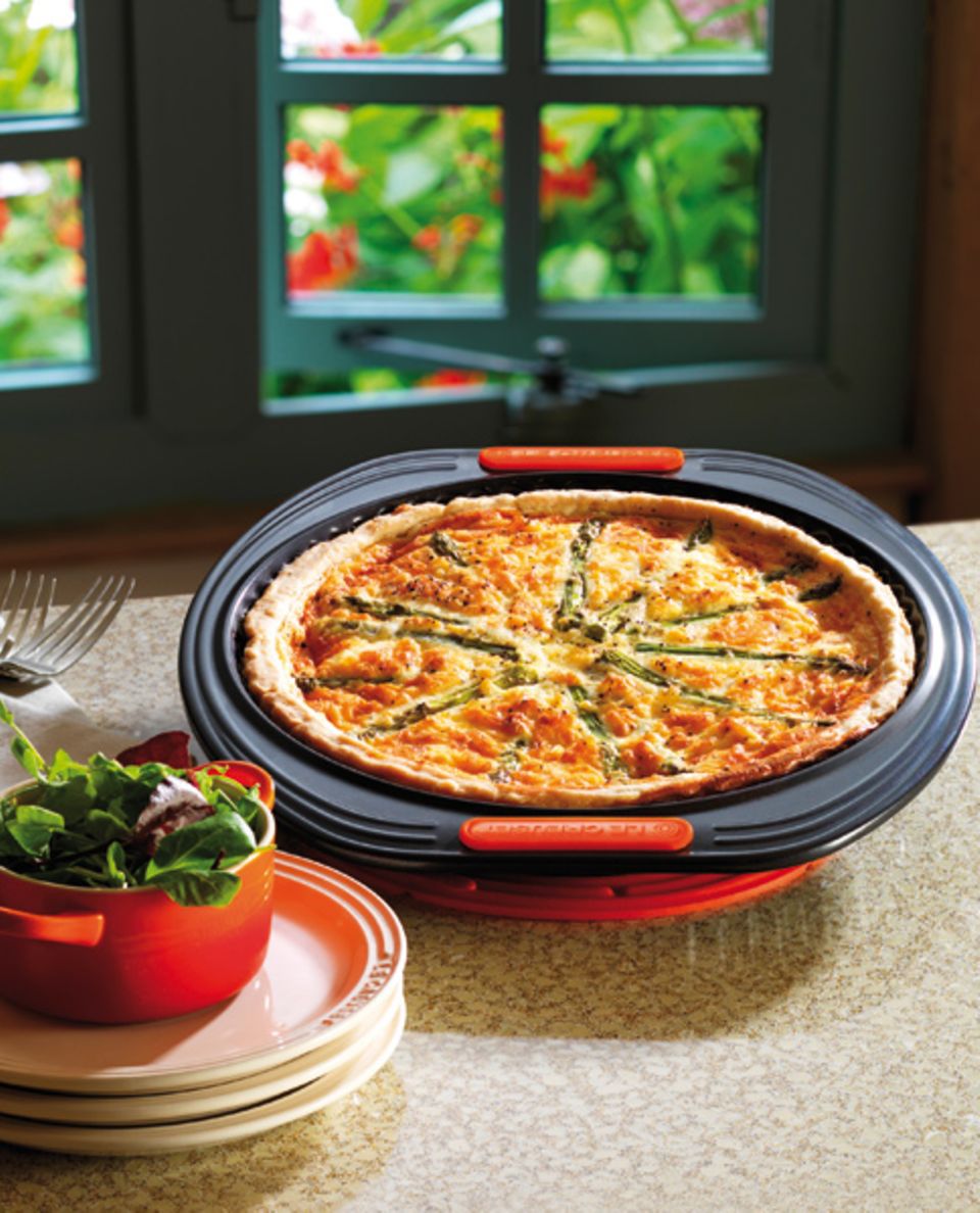 Le Creuset Antihaft-Quichebackform für herzhafte wie süße Kuchen Le Creuset Antihaft-Quichebackform für herzhafte wie süße Kuchen