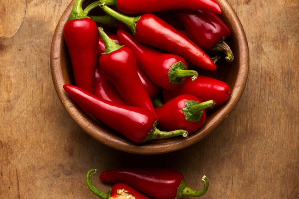 Chili verleiht Gerichten einen feurig-würzigen Geschmack Chili verleiht Gerichten einen feurig-würzigen Geschmack