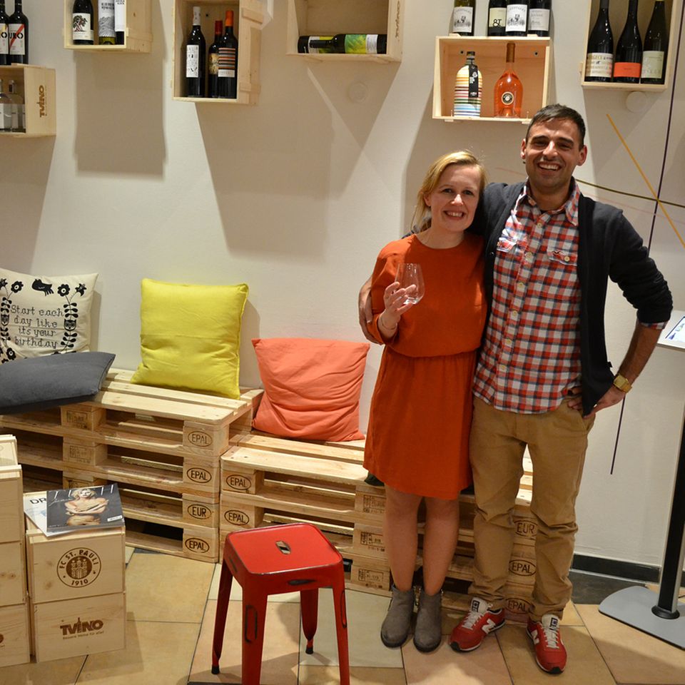 Stephanie Döring und Fatih Demirbas aus dem TVINO Pop Up Store Stephanie Döring und Fatih Demirbas aus dem TVINO Pop Up Store