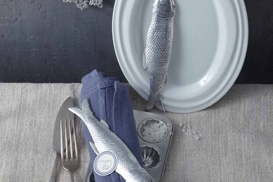 Tischdeko fürs Weihnachtsmenü mit Fisch Tischdeko fürs Weihnachtsmenü mit Fisch
