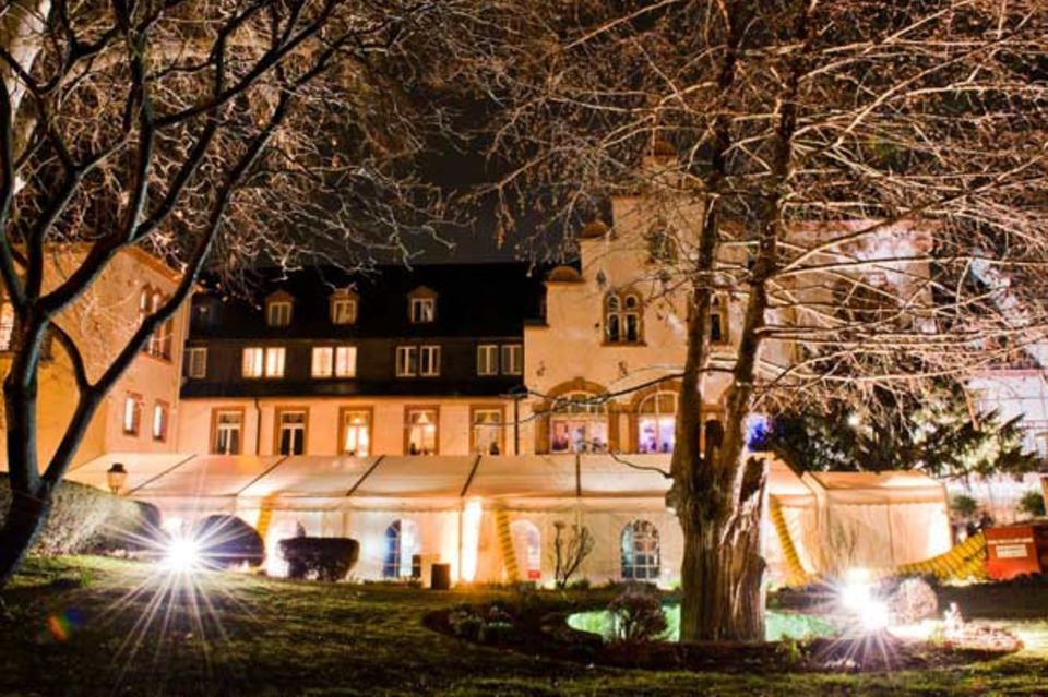 Dreh- und Angelpunkt des Festivals: Hotel und Restaurant Kronenschlösschen Dreh- und Angelpunkt des Festivals: Hotel und Restaurant Kronenschlösschen