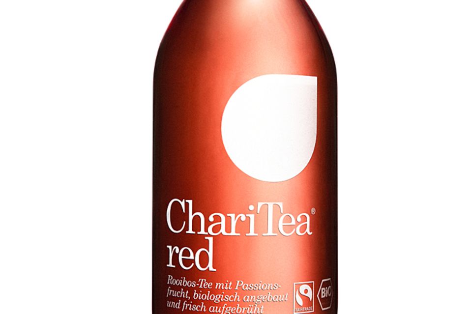 Durstlöschen und Spenden mit ChariTea red