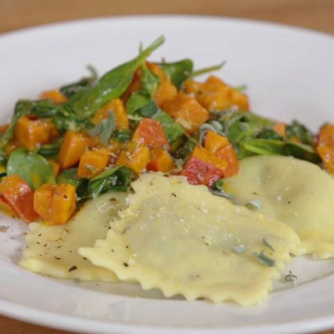 Vegane Ravioli mit Herbstgemüse von Nicole Just