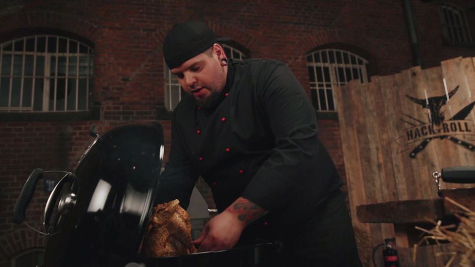 Gegrilltes Beer Can Chicken, Hack'n'Roll Gegrilltes Beer Can Chicken, Hack'n'Roll