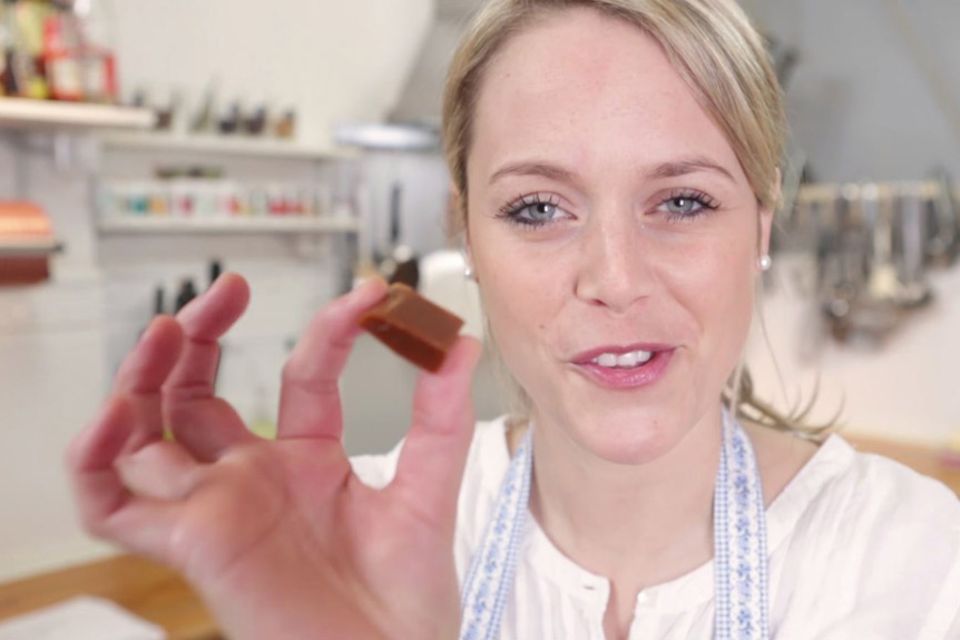 Selbstgemacht besonders lecker: Karamellbonbons Selbstgemacht besonders lecker: Karamellbonbons