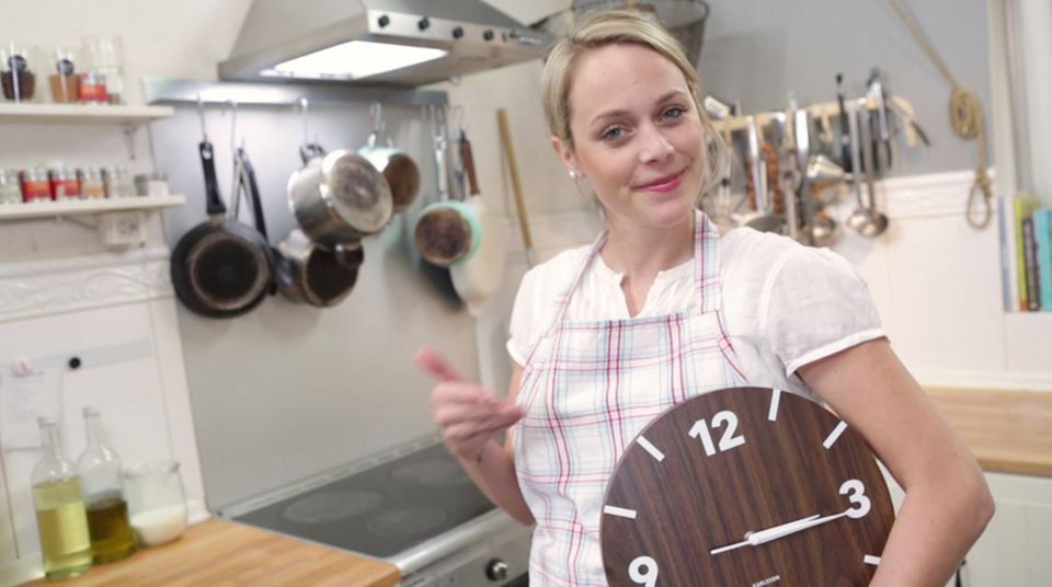 Nach 15 Minuten Backzeit sind die Schokoladenküchlein fertig Nach 15 Minuten Backzeit sind die Schokoladenküchlein fertig