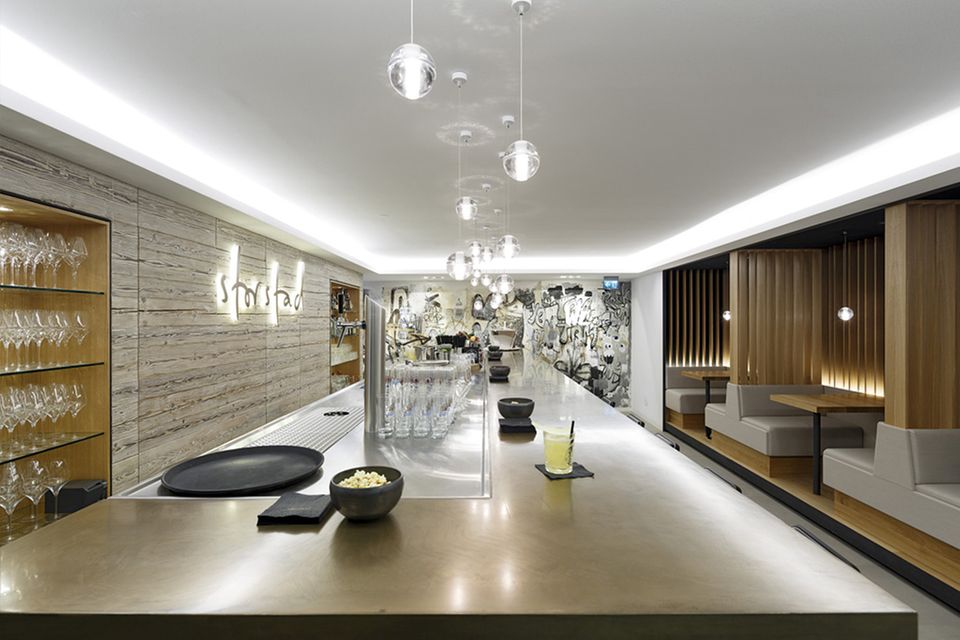 Das modern eingerichtete Restaurant Storstad liegt mitten in der Regensburger Altstadt Das modern eingerichtete Restaurant Storstad liegt mitten in der Regensburger Altstadt