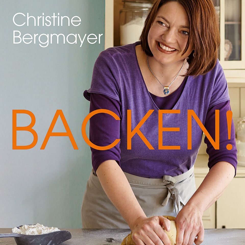 Viele bunte Backrezepte gibt es im neuen Backbuch "Backen" von Christine Bergmayer