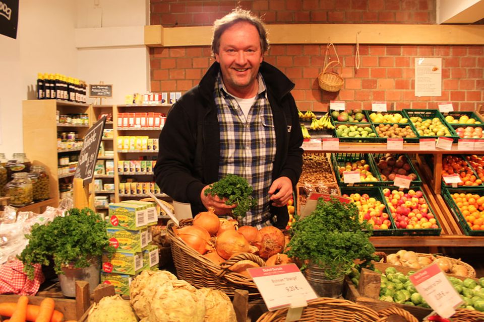 Frisches Obst und Gemüse direkt vom Erzeuger wie beim Biohof Bursch Frisches Obst und Gemüse direkt vom Erzeuger wie beim Biohof Bursch