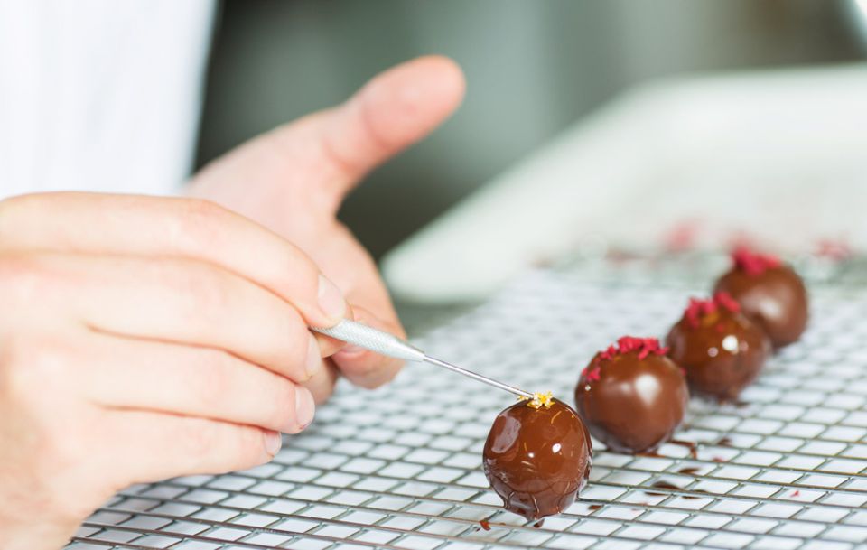 Pralinengitter eignen sich zum Trocknen und Verzieren von Pralinen Pralinengitter eignen sich zum Trocknen und Verzieren von Pralinen
