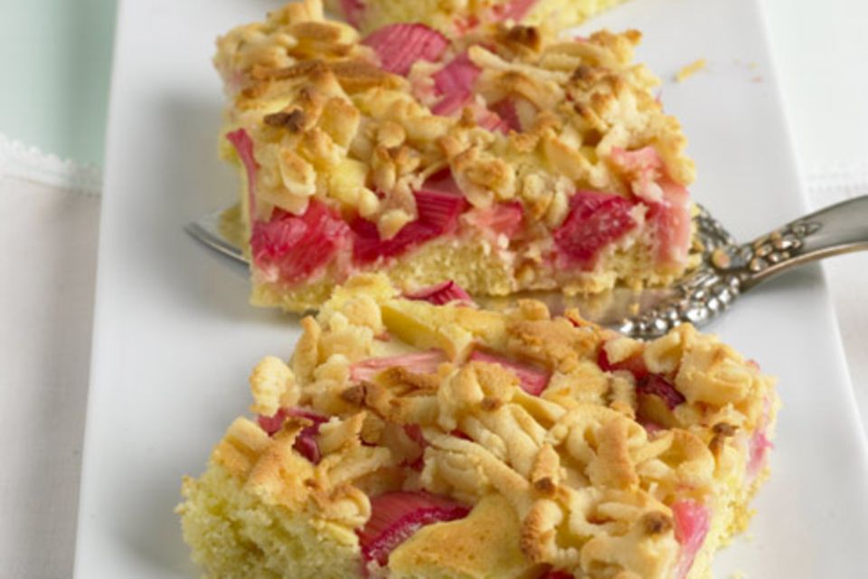 Rhabarberkuchen zum Verlieben - unsere Top 10! Rhabarberkuchen zum Verlieben - unsere Top 10!