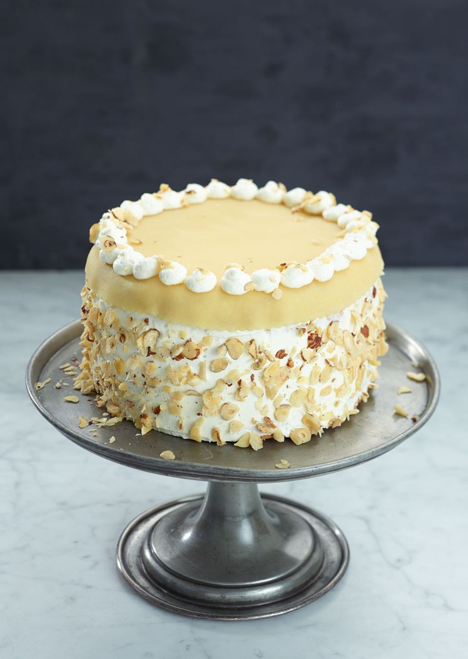 Ein Traum aus Nusssahne und Marzipan! Ein Traum aus Nusssahne und Marzipan!