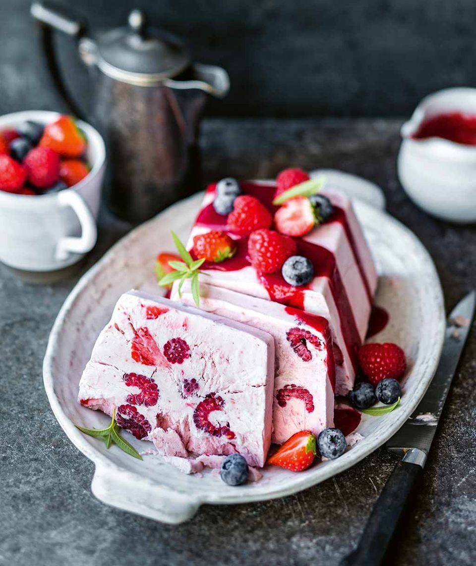 Beeren-Mascarpone-Parfait Beeren-Mascarpone-Parfait