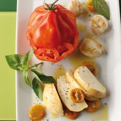 Ochsenherz-Tomaten mit Mozzarella