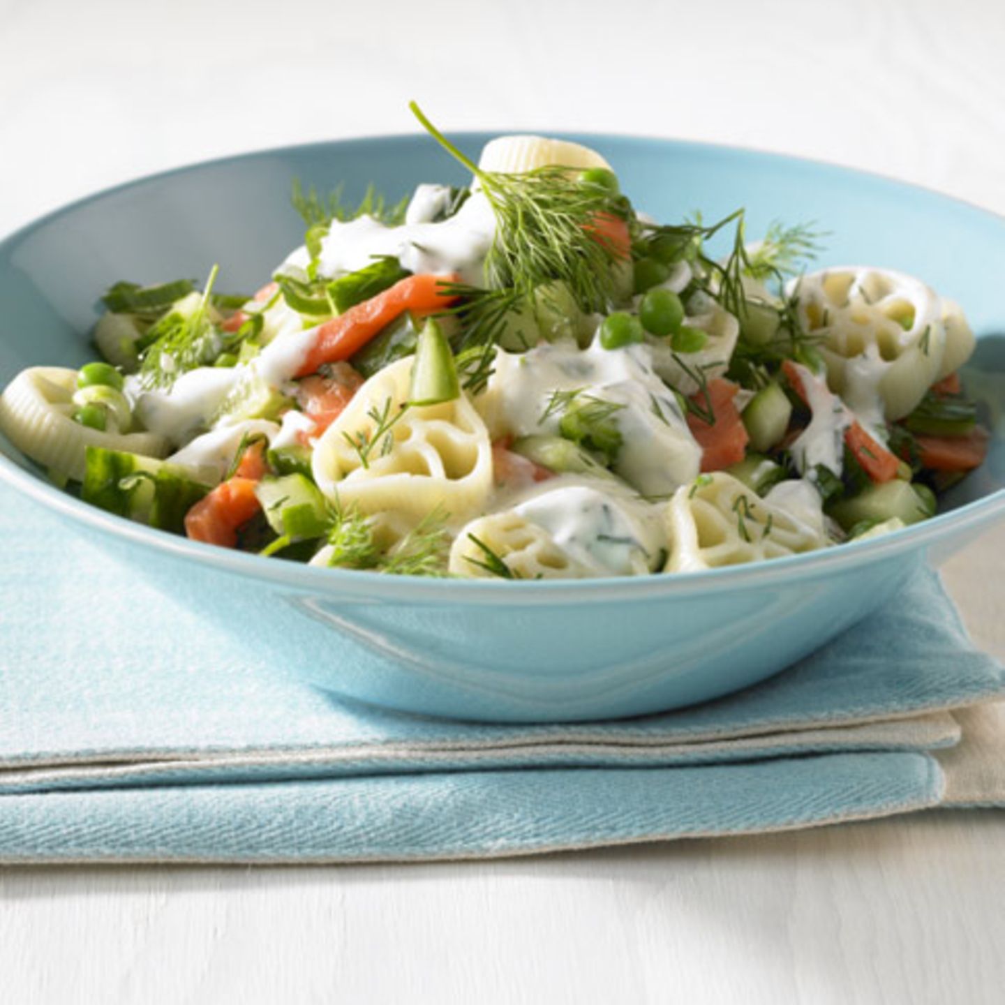 Nudelsalat mit Lachs