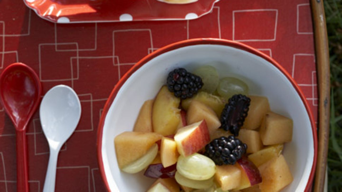 Obstsalat mit Marshmallows Rezept