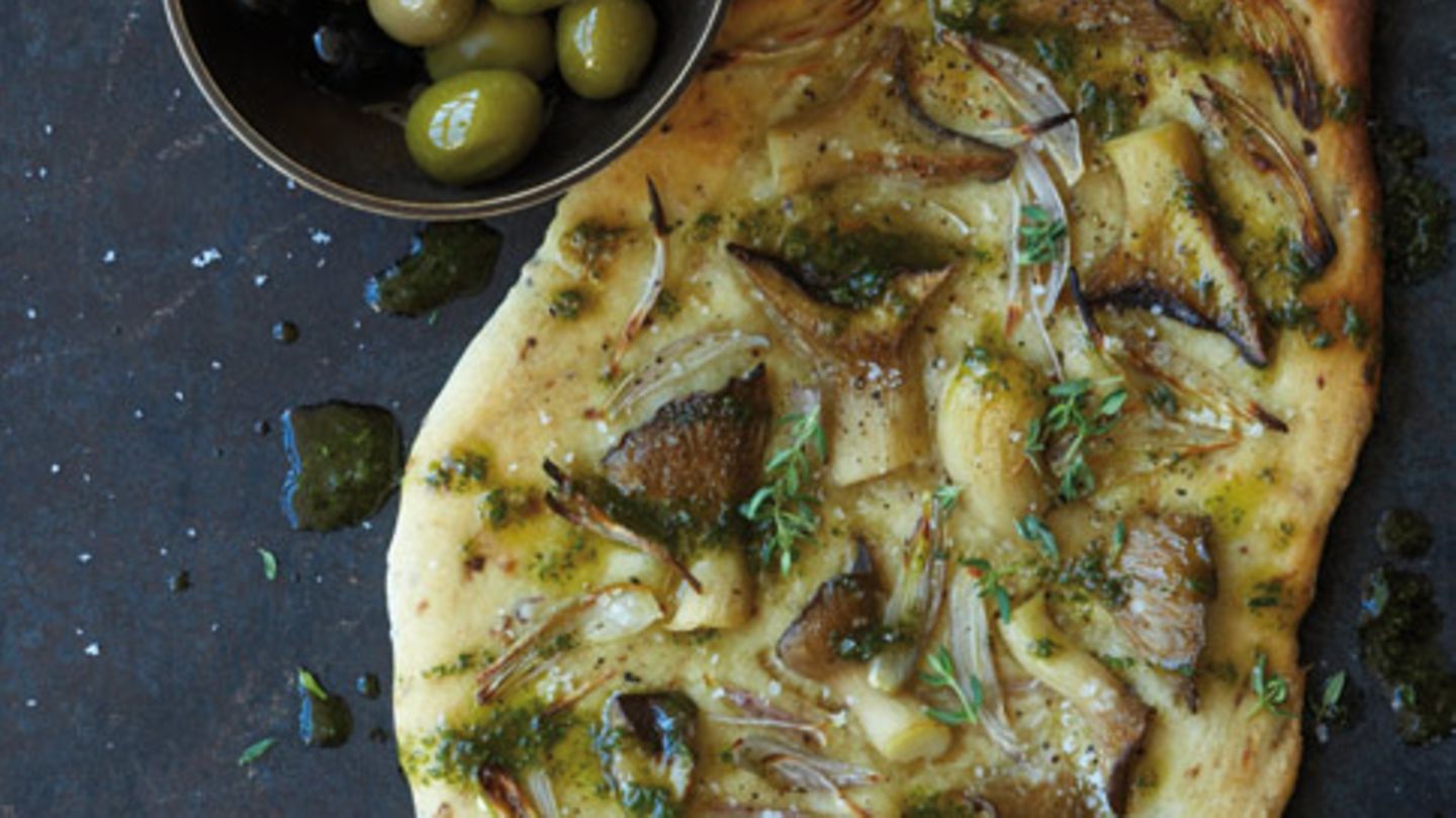 Focaccia mit Kräuterseitlingen Rezept