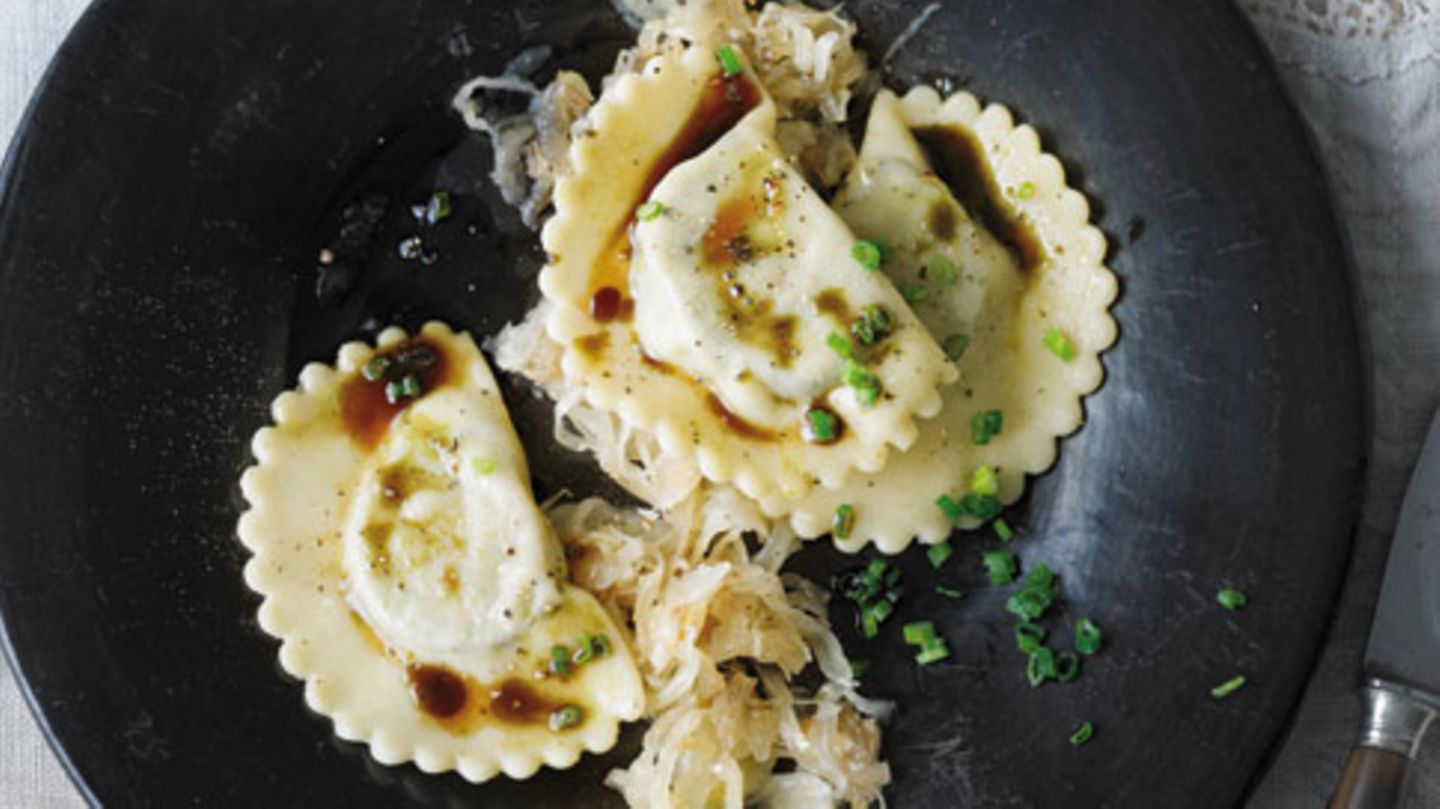 Blunzentaschen mit Biervinaigrette Rezept