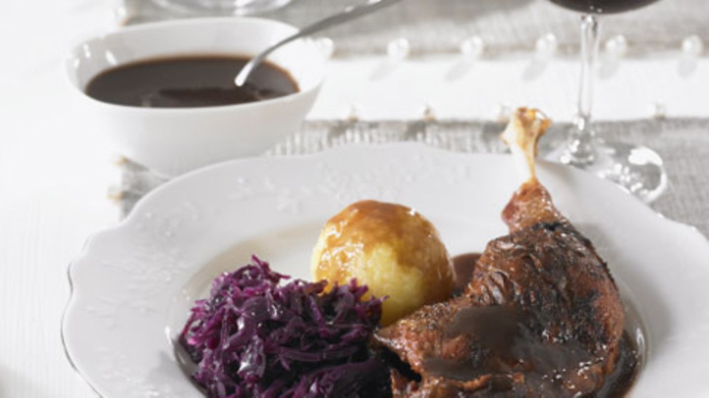 Gänsekeulen aus dem Ofen Rezept