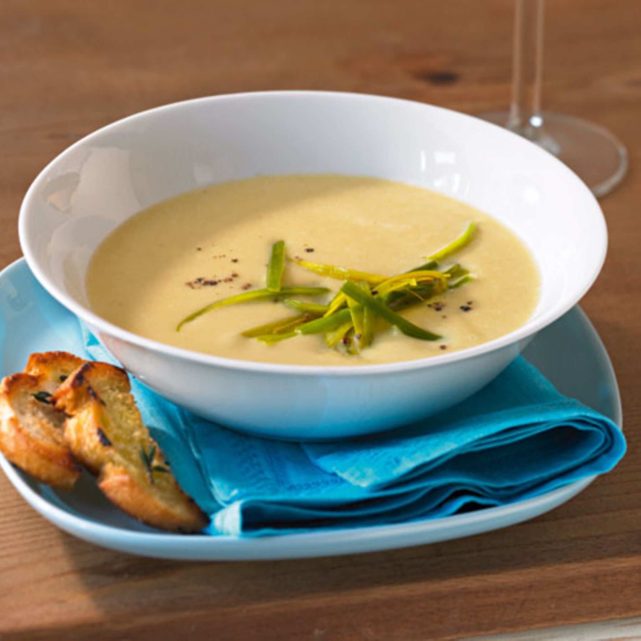 Lauchsuppe: Rezepte - [ESSEN UND TRINKEN]