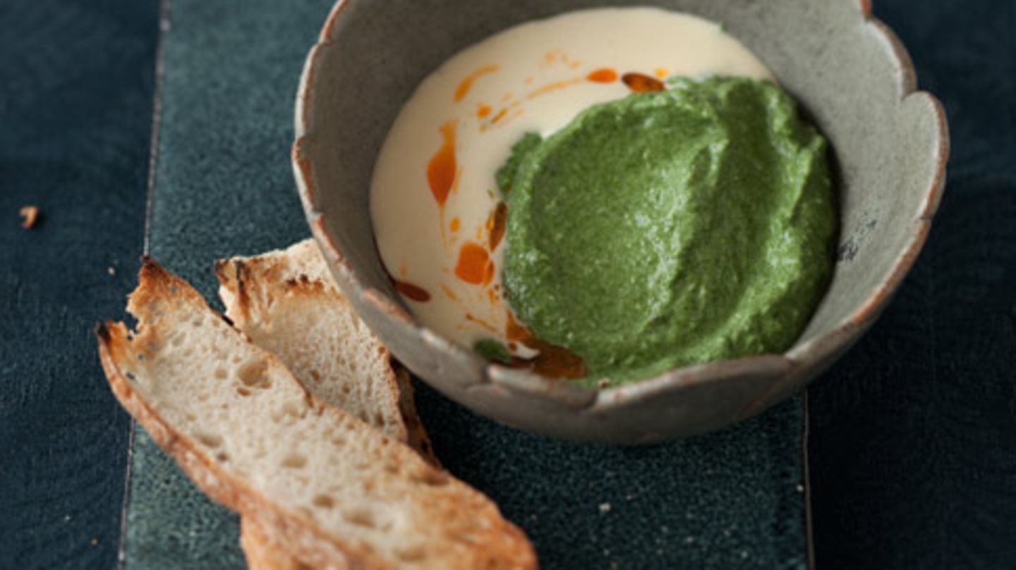 Spinatcreme mit Mandelschaum Rezept
