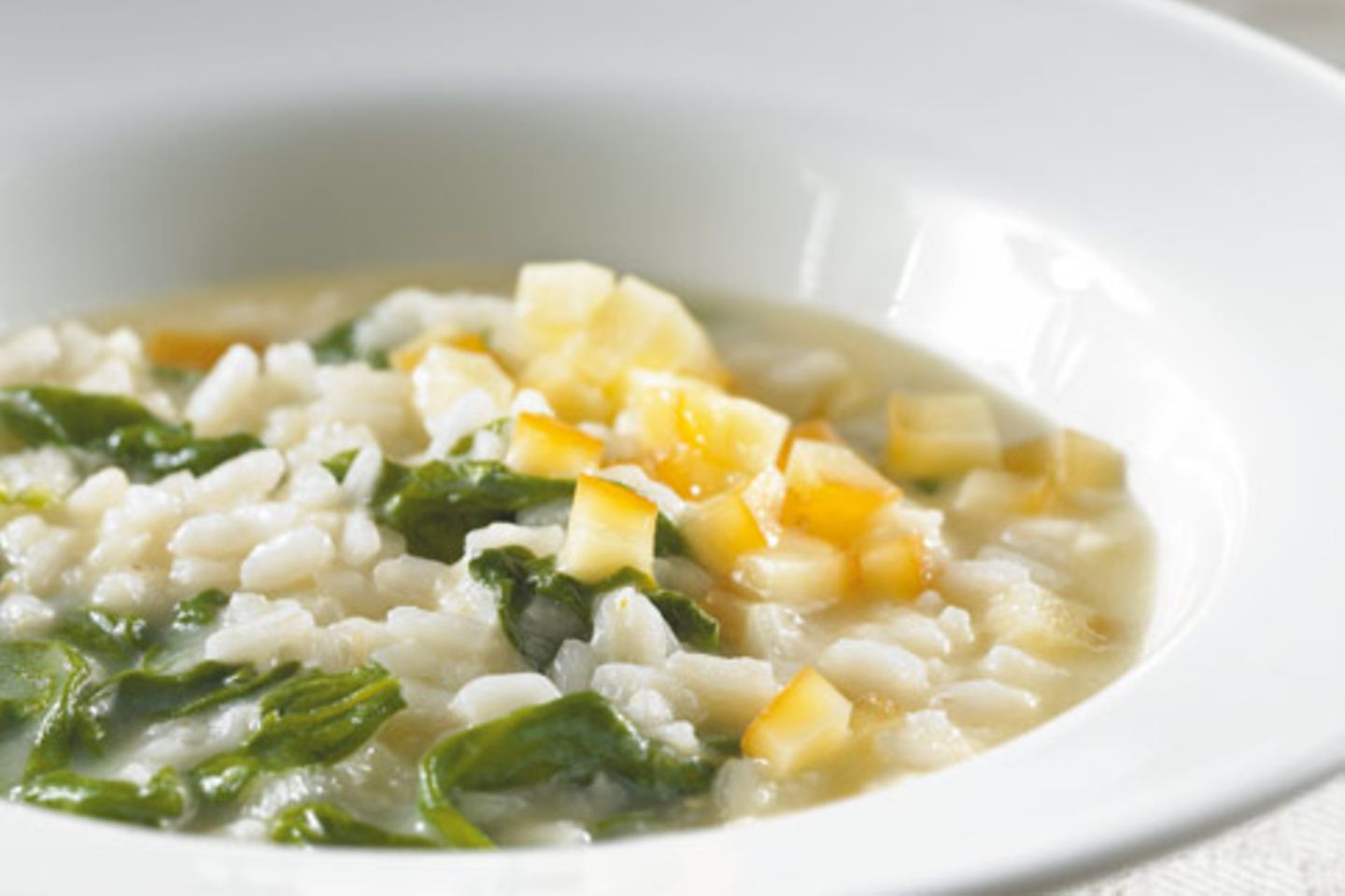 Spinatrisotto Mit Gerauchertem Kase Rezept Essen Und Trinken