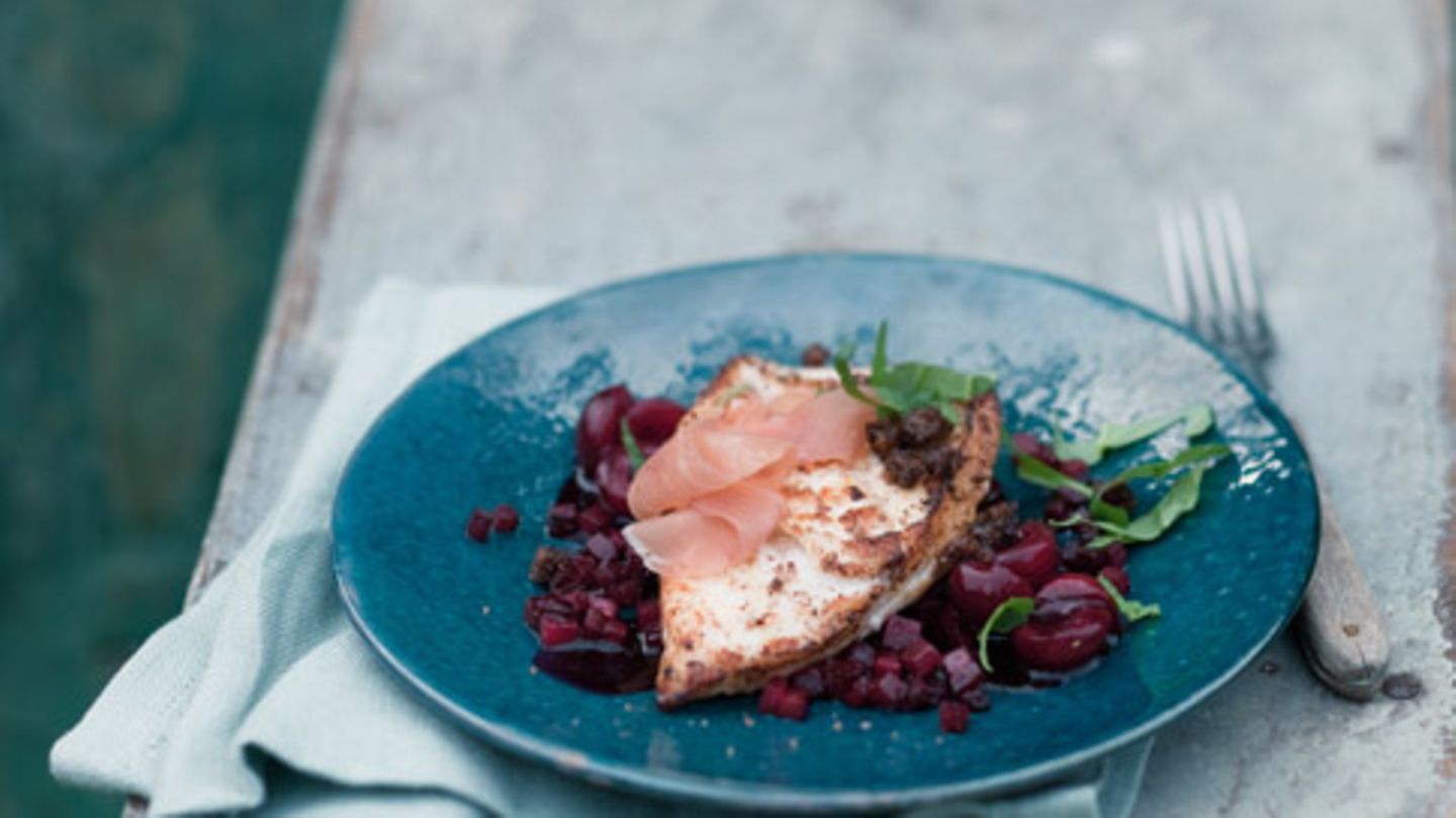 Steinbutt mit Essigkirschen und Roter Bete Rezept
