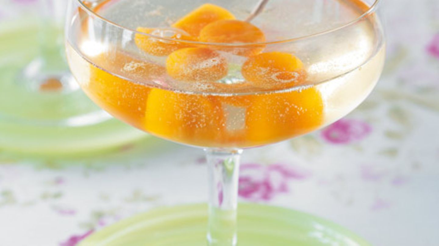 Waldmeisterbowle Rezept