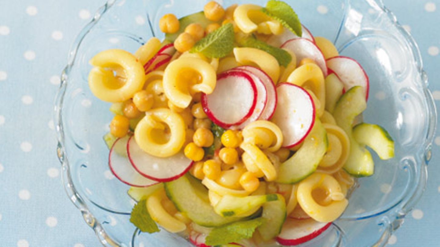 Nudelsalat mit Kichererbsen Rezept