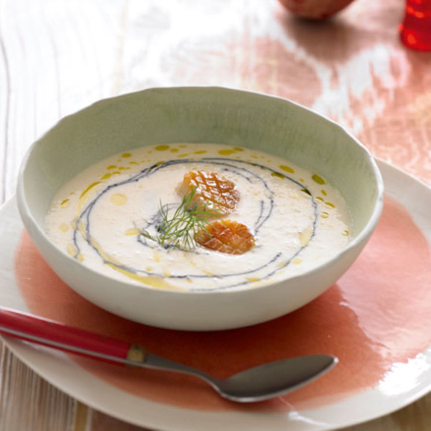 Kartoffel-Zitronensuppe
