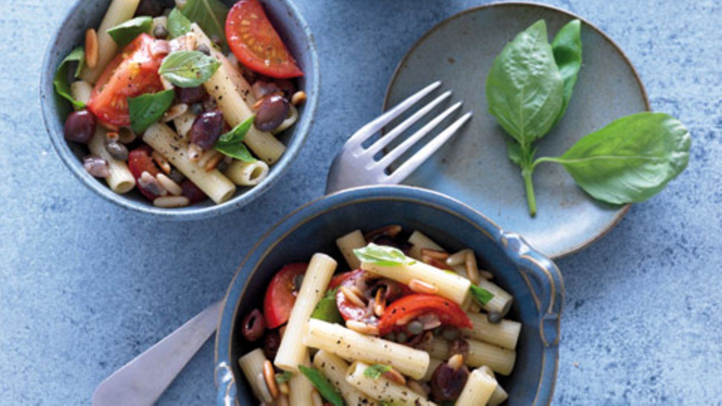 Sedani mit Mozzarella-Sauce und Tomaten Rezept