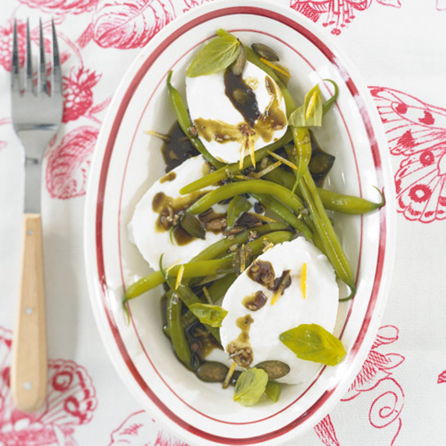 Mozzarella mit Bohnen